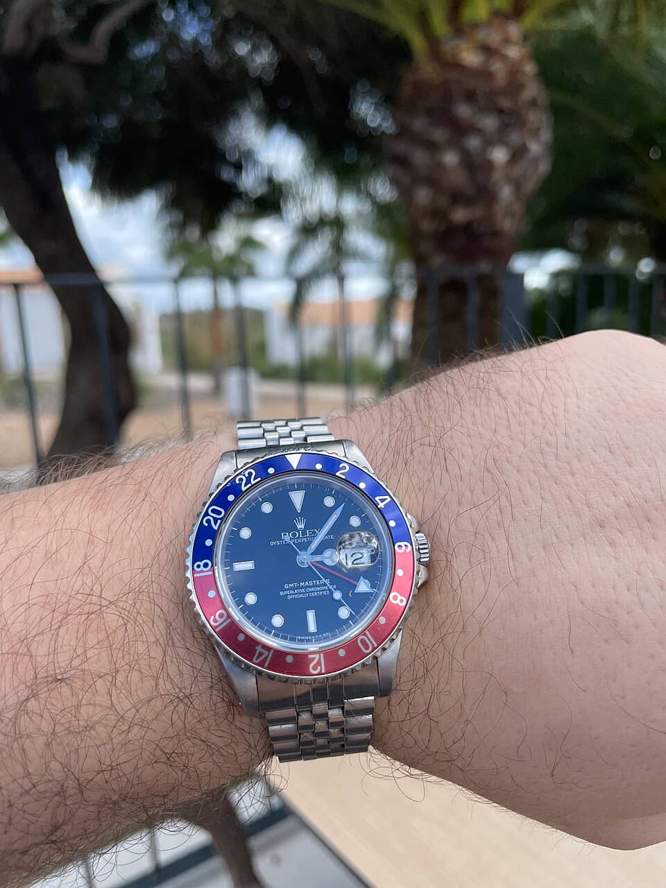 Rolex GMT-Master II Pepsi red-blue bezel close-up