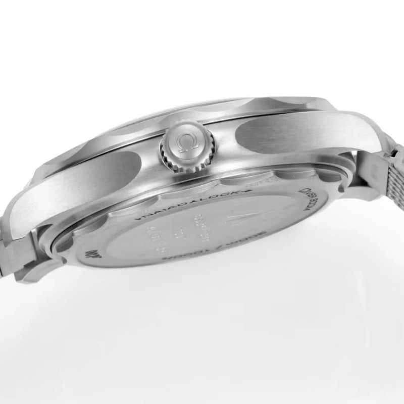 OMEGA Seamaster James Bond Diver 300M 007 Edition