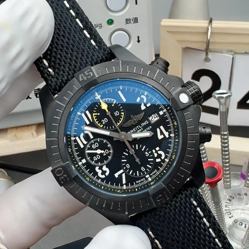 Breitling Avenger V13317101B1X1 Replica - Black Dial Fluted Bezel