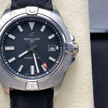 Breitling Avenger A17328101B1X1 Replica - Black Dial Fluted Bezel