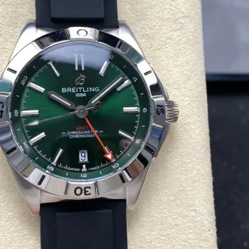 Breitling Chronomat A32398101L1A1 Replica - Green Dial Fluted Bezel
