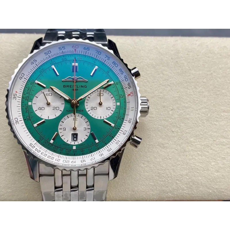 Breitling Navitimer AB0139211L1A1 Replica - Green Dial Fluted Bezel