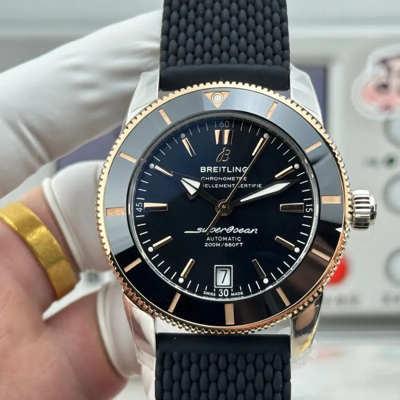 Breitling ocean Automatic UB2010121B1S1 Replica - Black Dial Rubber Strap