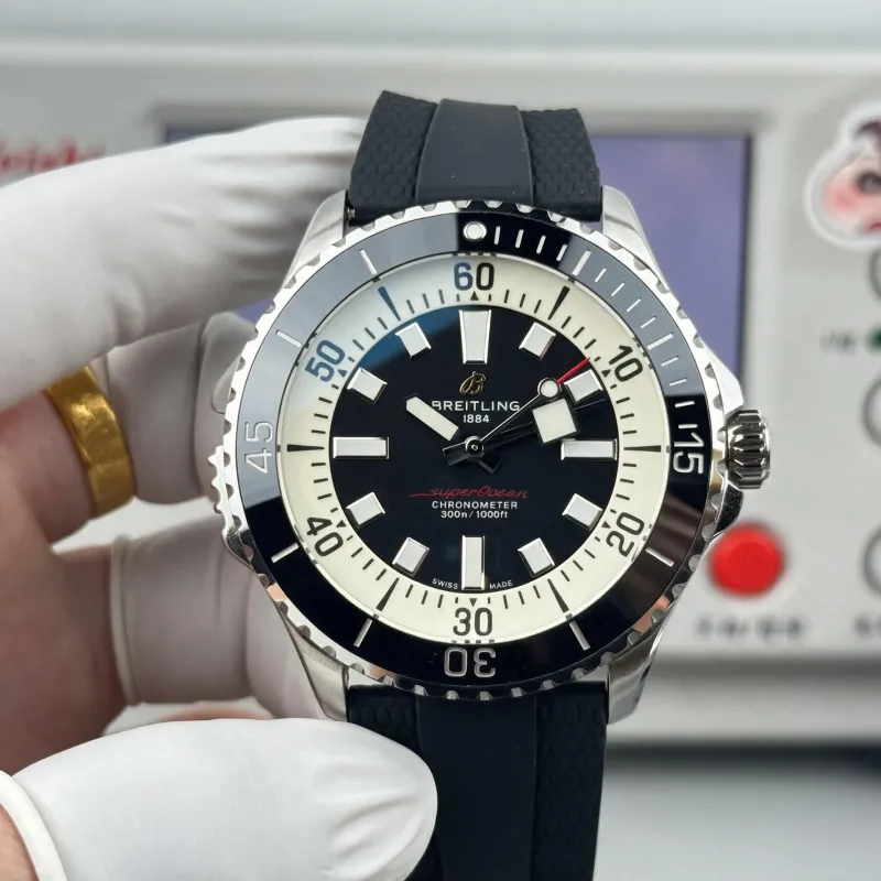 Breitling ocean Automatic 46 A17378211B1S1 Replica - Cream Dial Rubber Strap