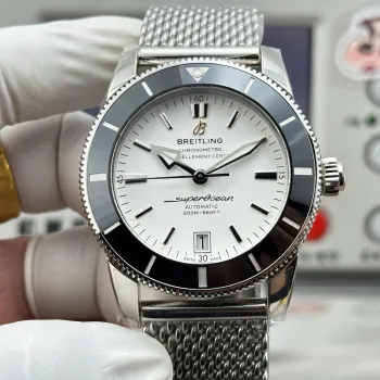 Breitling ocean AB202012/G828/152A Replica - Silver Dial Milanese Mesh