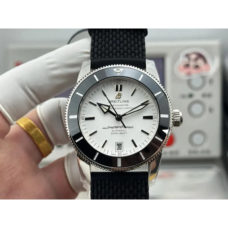 Breitling ocean Heritage AB201012 Replica - Silver Dial Milanese Mesh