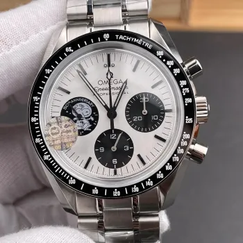 Omega Speedmaster Snoopy 310.32.42.50.02.001 Replica - Silver Dial Tachymeter Bezel