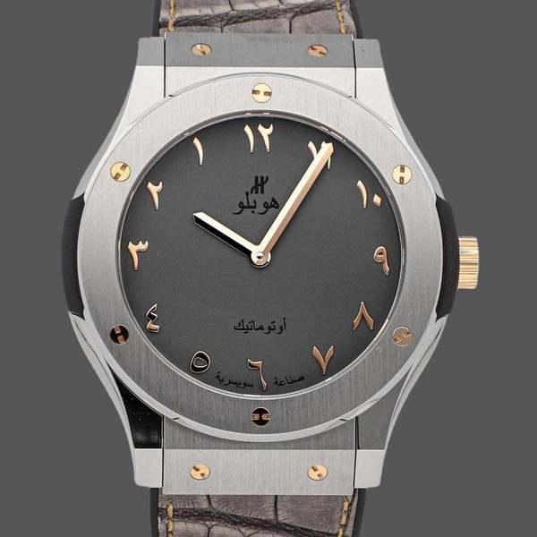 Mens Hublot Classic Fusion Limited Edition 42MM 511.NX.5710.LR.SDQ12 Grey Replica Image