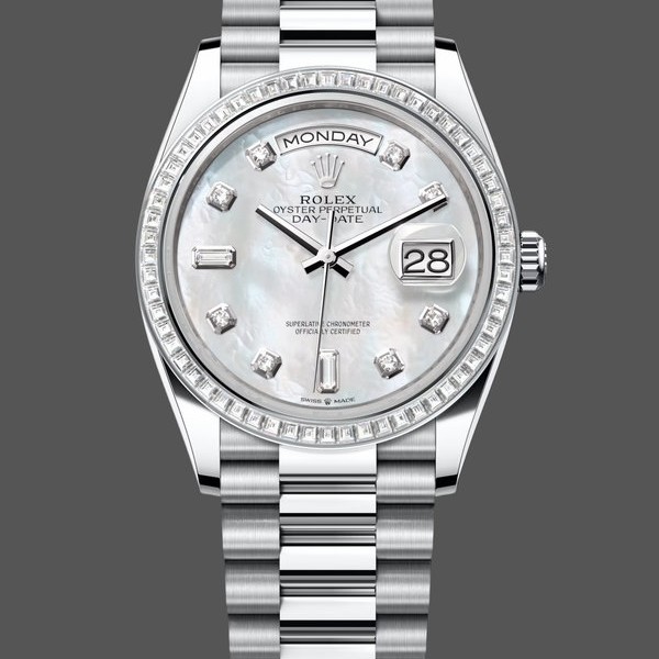 Super Clone Men's Rolex Sky‑Dweller 42-336934 0002, White Gold, Fluted Bezel, Men’s Green Dial